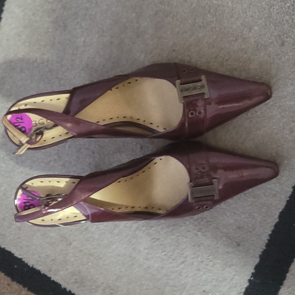BCBG Women's Sz 8.5 Shoe